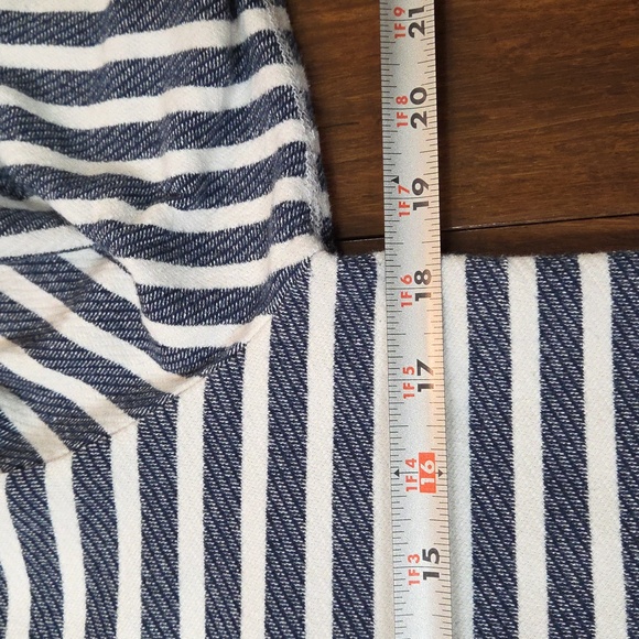 J. CREW BLUE & WHITE STRIPED NAUTICAL HOODIE SWEATSHIRT POCKETS XS - Picture 6 of 9